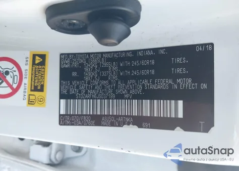 2018 Toyota Highlander Le z USA, uszkodzony, nr VIN 5TDZARFH6JS037199